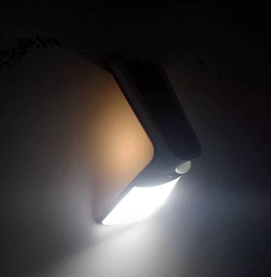 Candeeiro de Parede Solar 3,5W c/ Sensor de Presença Recarregável - EDM