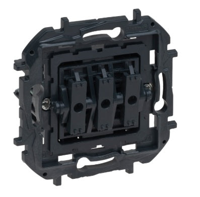 Legrand 864003B - Niloé Step - Interruptor Triplo 10 AX - 250 V~