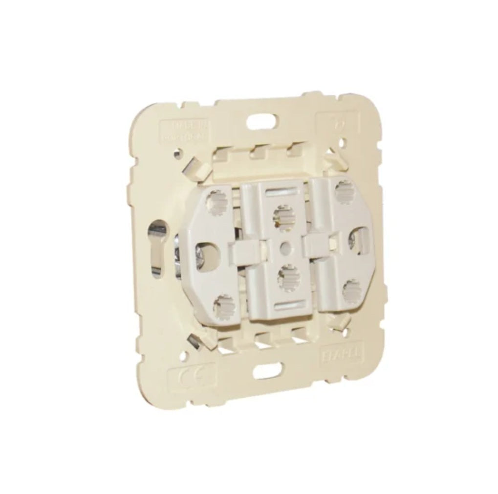 Efapel 21088 - Interruptor Triplo 10A - 250V MEC